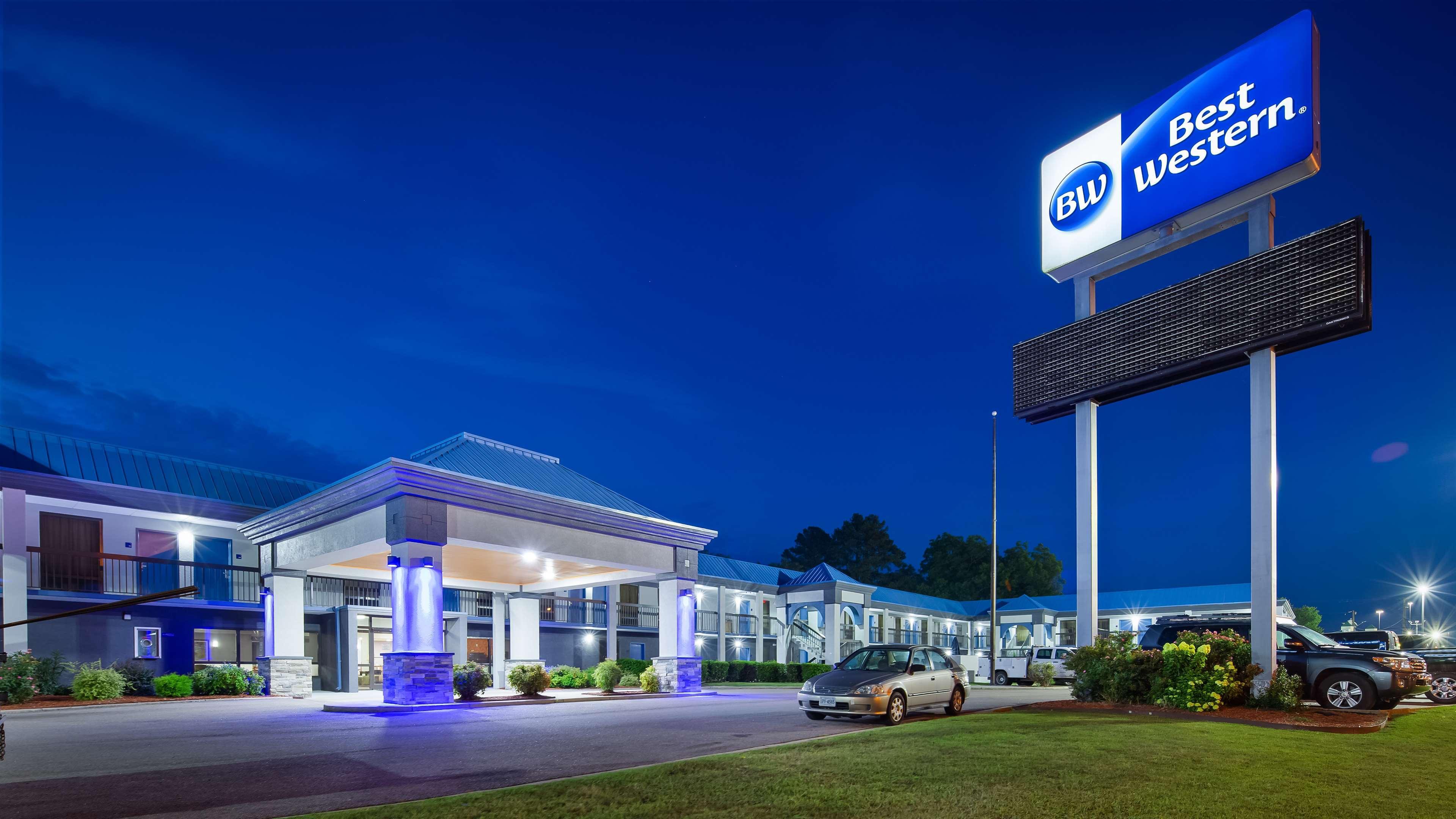 Best Western Emporia Exterior photo