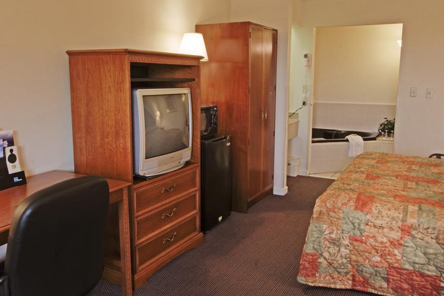 Best Western Emporia Facilities photo